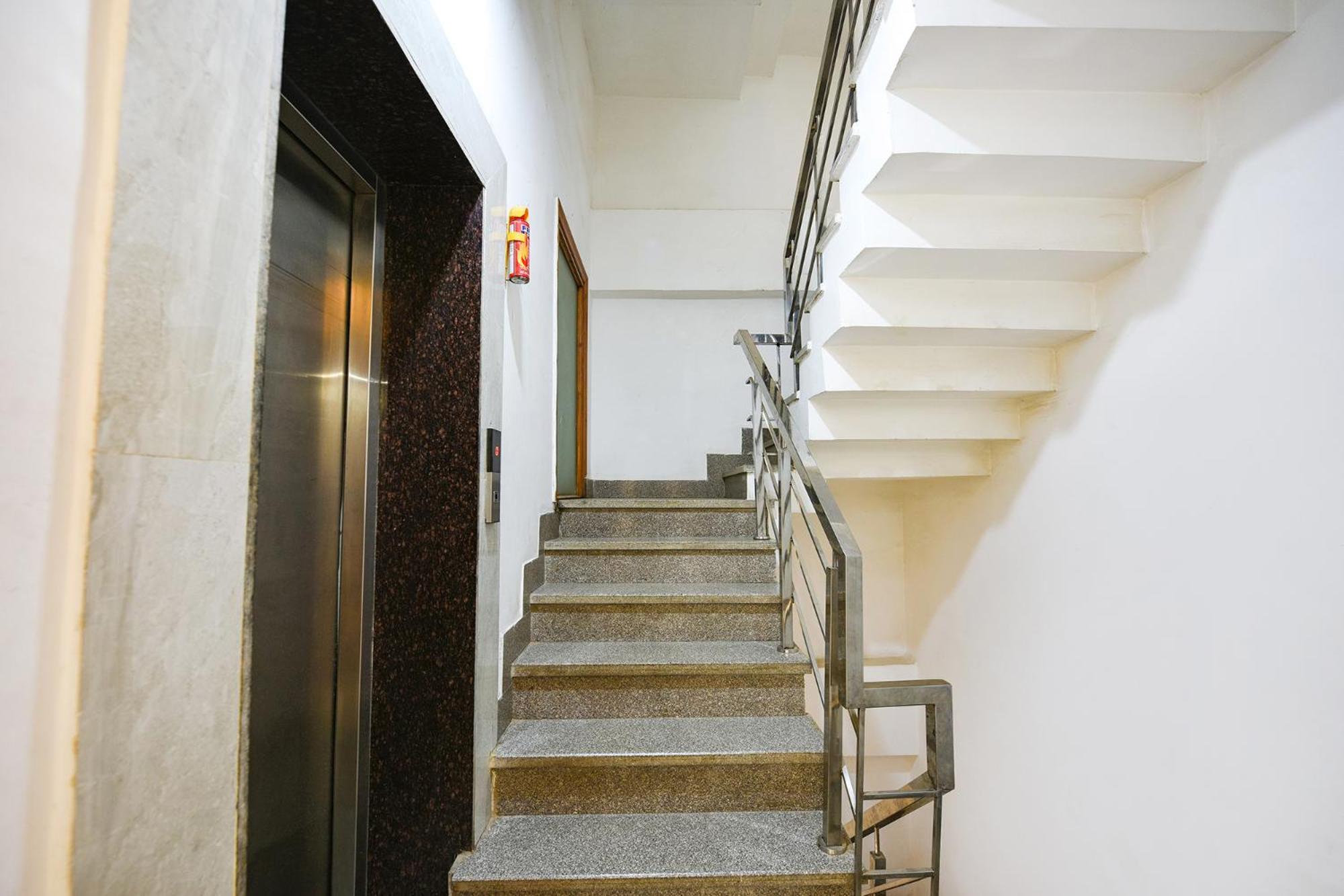 גורגאון Fabhotel Indian I מראה חיצוני תמונה